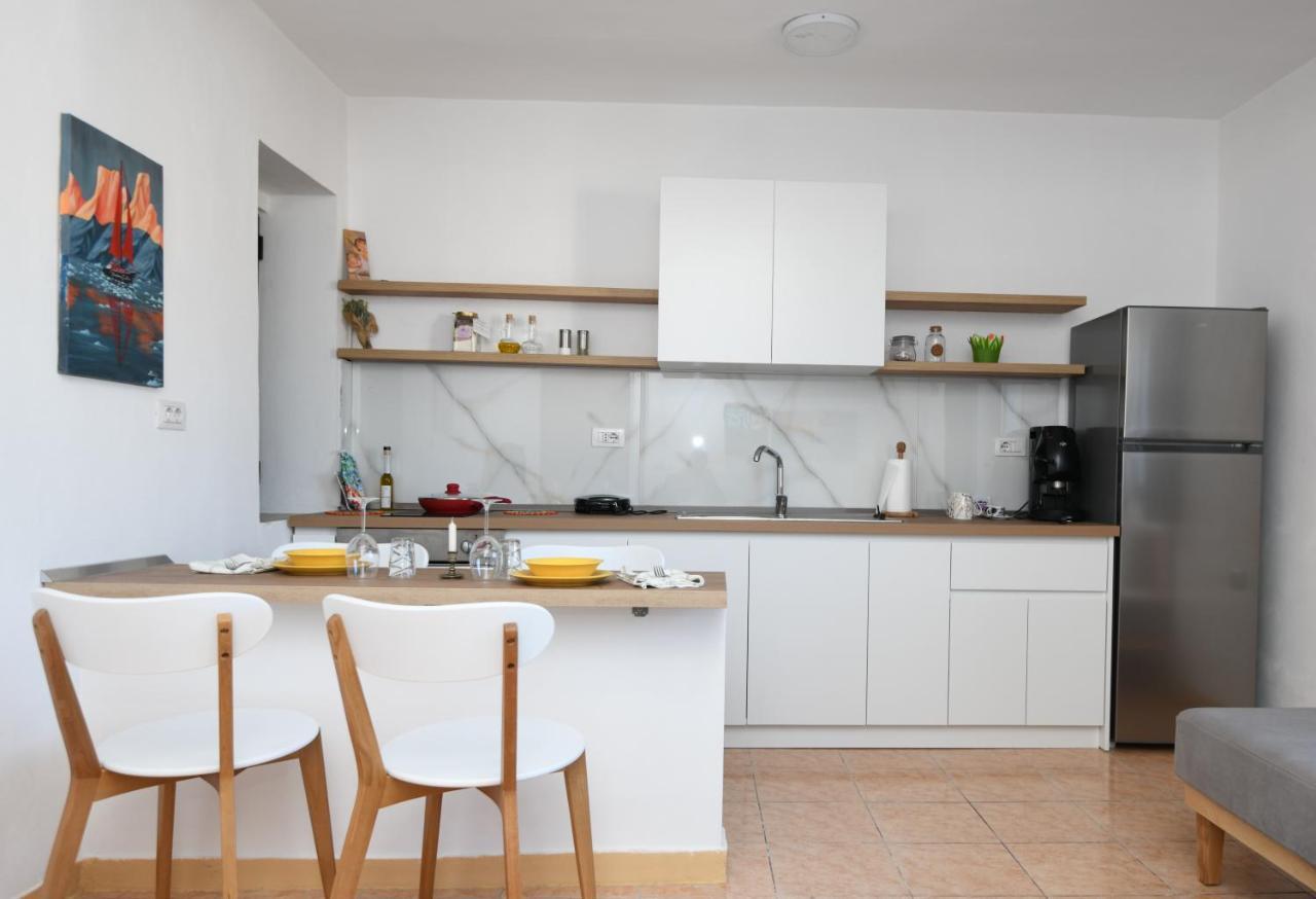 Rondine Studio Apartment Τίρανα Εξωτερικό φωτογραφία