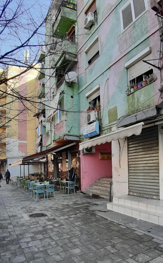 Rondine Studio Apartment Τίρανα Εξωτερικό φωτογραφία